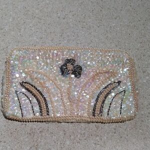 Vintage 1960s beaded coin purse clutch